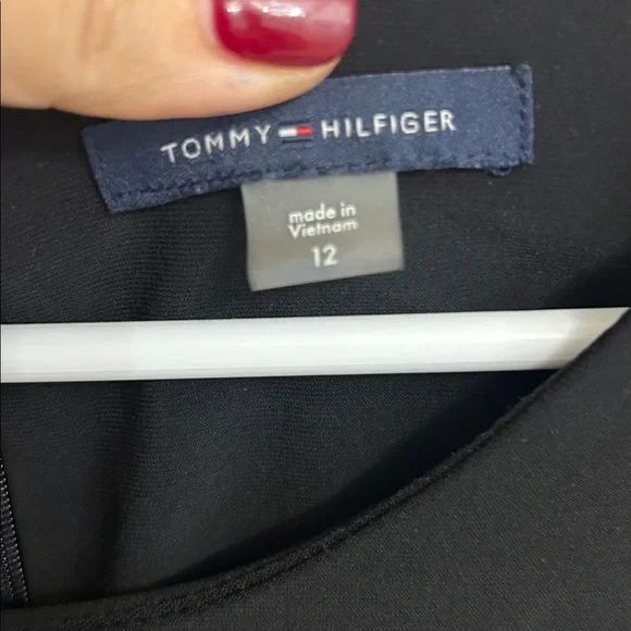 TOMMY HILFIGER BELL-SLEEVE T-SHIRT DRESS - Picture 4 of 4